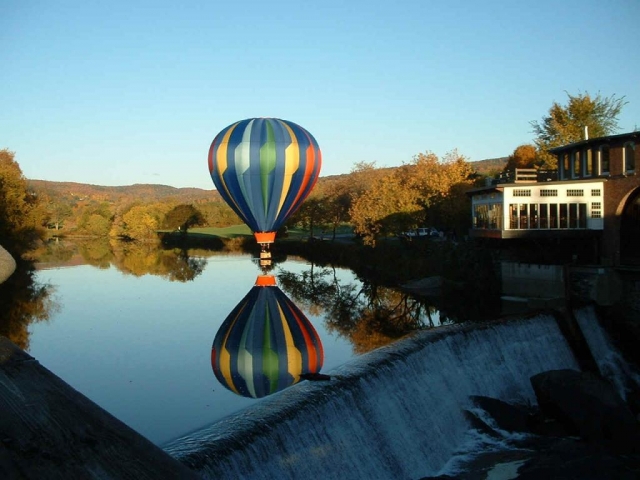 Reflejado en el lago